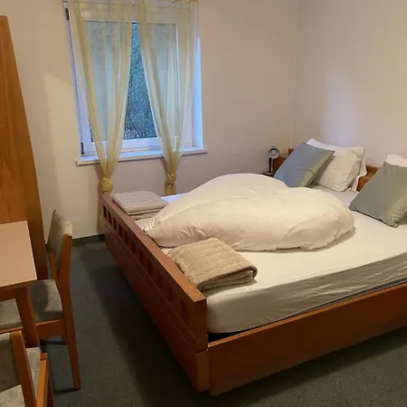Mondschein Hotel Plaus