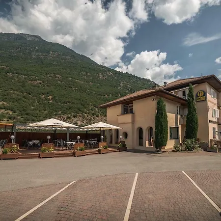 Mondschein Hotel Plaus